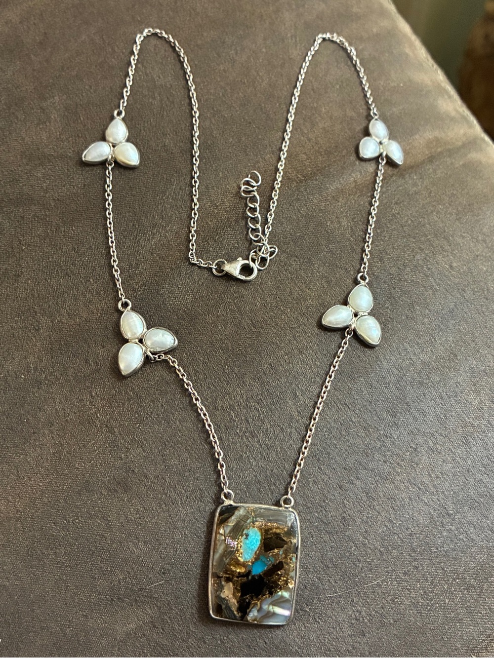Brand New Sterling Silver 925 Pearls and Stone with Turquoise/Abolone Necklace